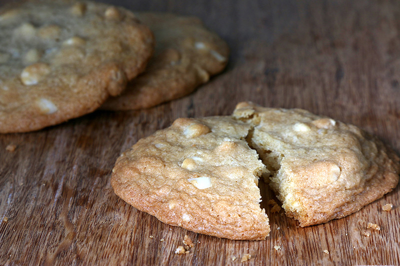 White-Chocolate-Macadamia-Nut-Cookies